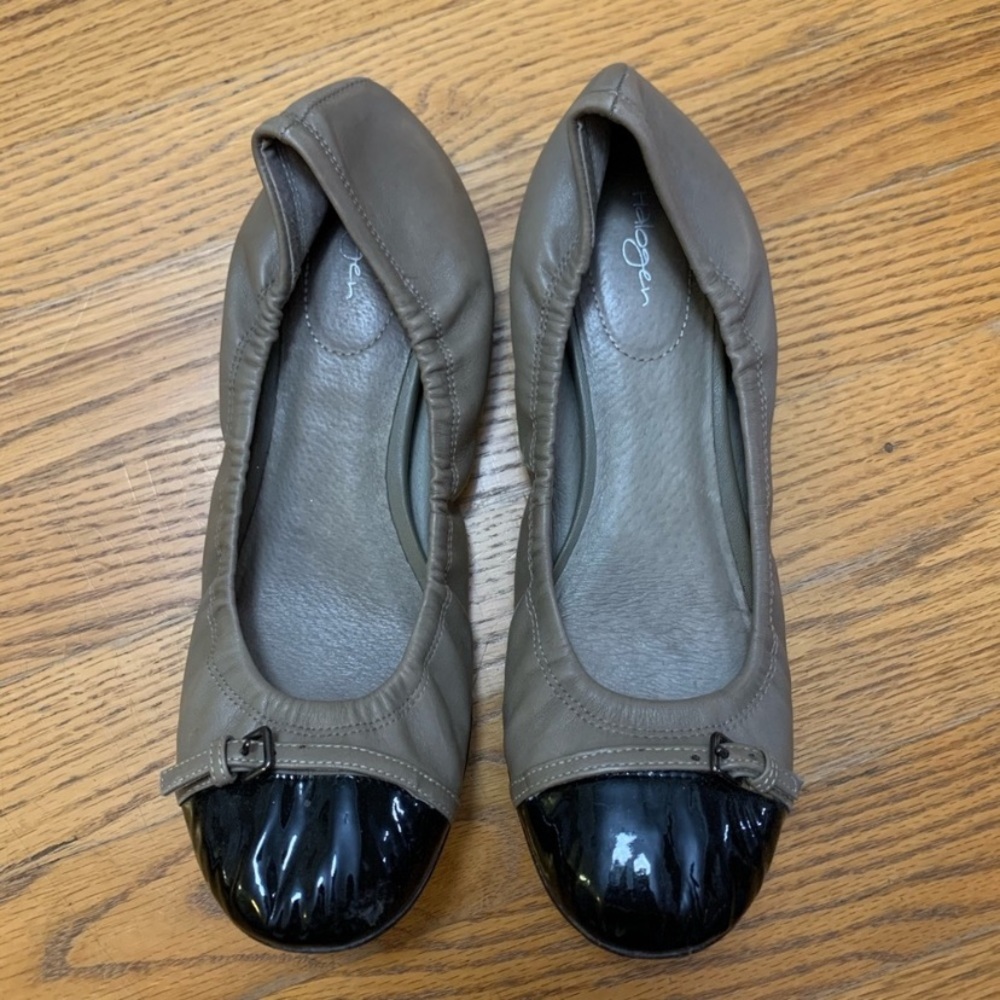 Halogen Beige/Black Mixed Leather Buckle Flats